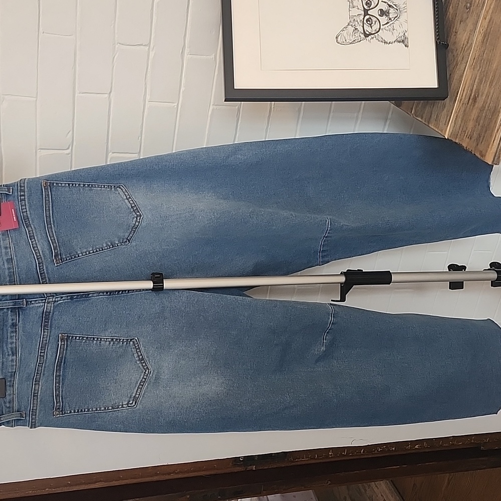 Women's Jeans, Size 14 - Picture 4 of 9